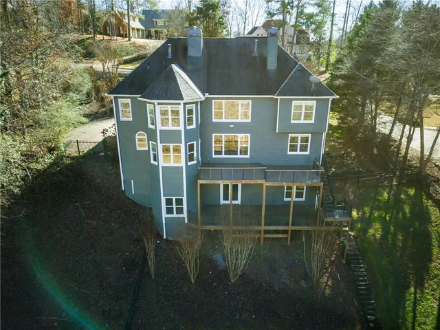 $725,000 | 5020 Hickory Hills Drive, Woodstock, GA 30188