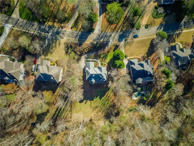 $725,000 | 5020 Hickory Hills Drive, Woodstock, GA 30188
