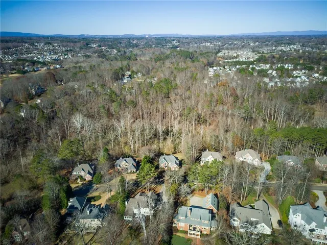 $725,000 | 5020 Hickory Hills Drive, Woodstock, GA 30188