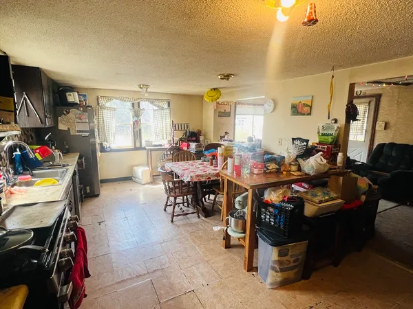 $299,900 | 19 Oakdale Street, Wareham, MA 02571
