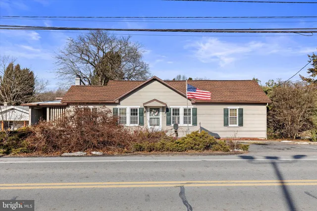 $230,000 | 1365 Highway 209, Millersburg, PA 17061