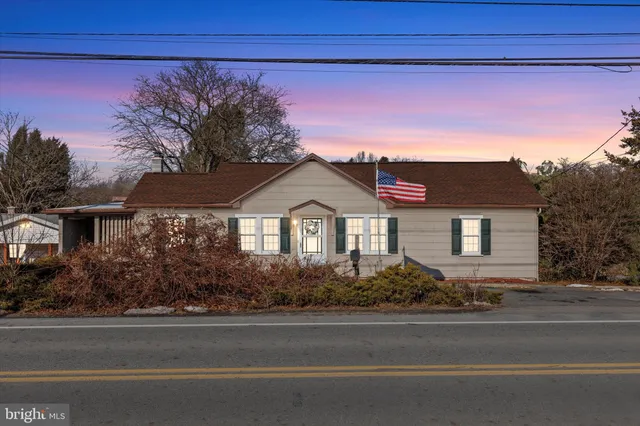 $230,000 | 1365 Highway 209, Millersburg, PA 17061