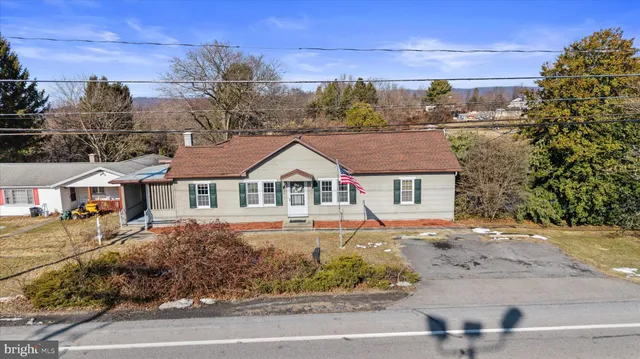 $230,000 | 1365 Highway 209, Millersburg, PA 17061