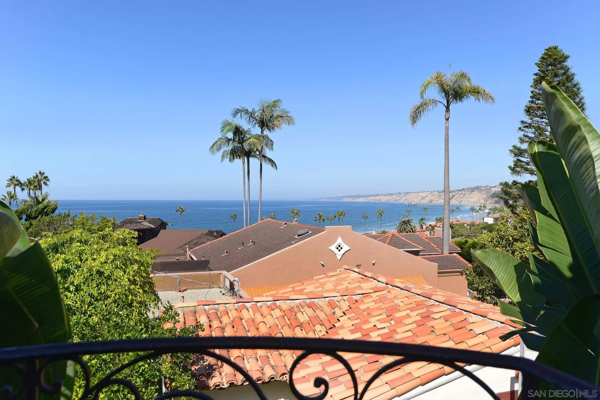 1908 Hypatia Way La Jolla, CA 92037 - Photo 18 of 29 a picture of a building with a outdoor space