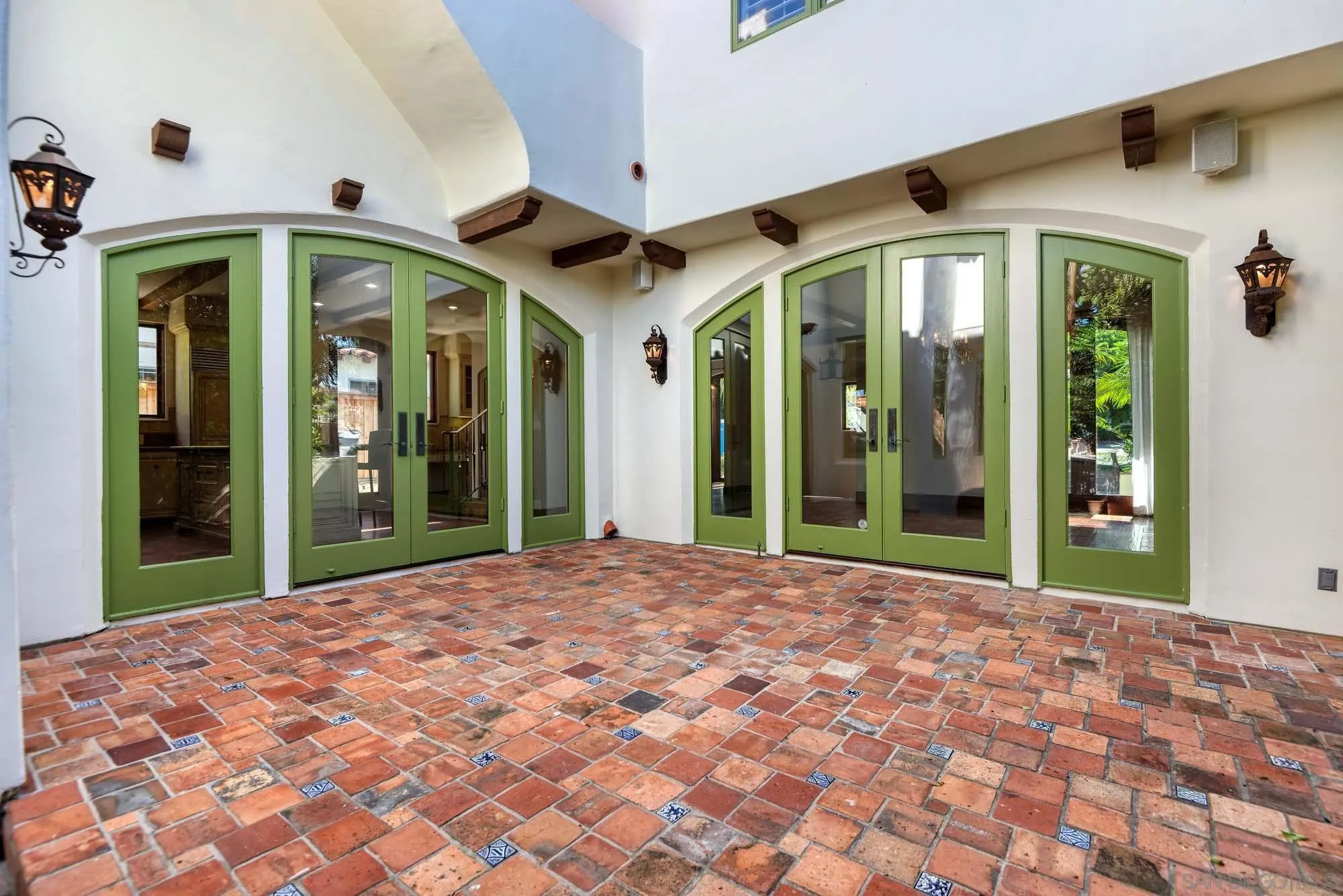 1908 Hypatia Way La Jolla, CA 92037 - Photo 25 of 29 a front view of a house