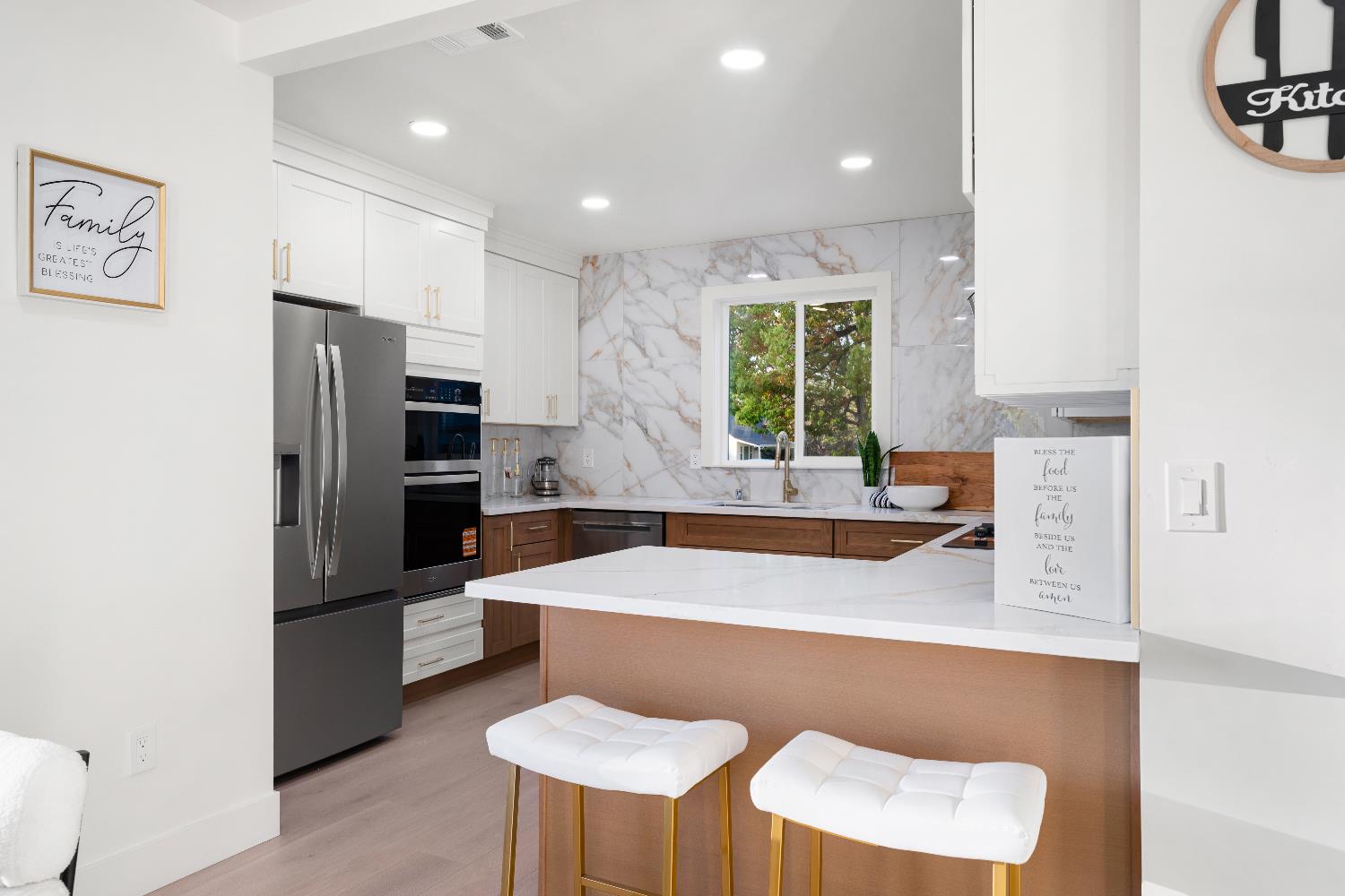 5401 J Street Sacramento, CA 95819 - Photo 17 of 71