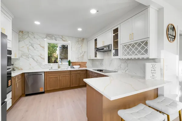 $1,460,000 | 5401 J Street, Sacramento, CA 95819