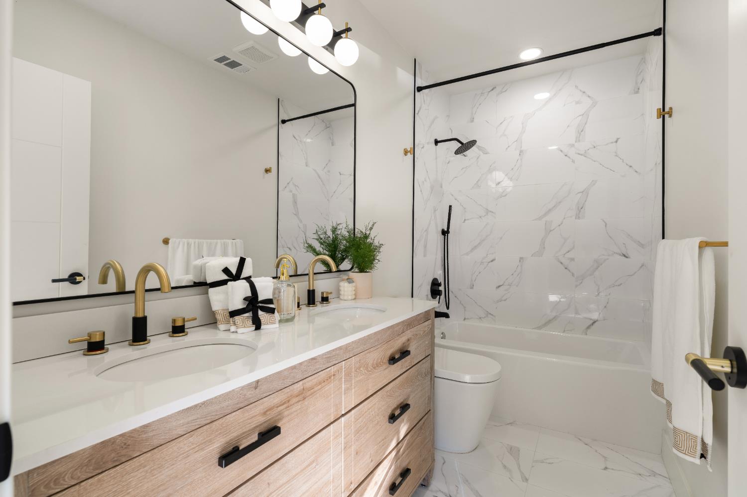 5401 J Street Sacramento, CA 95819 - Photo 25 of 71