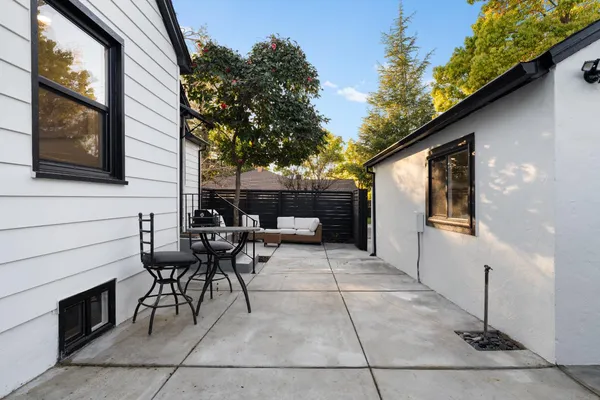 $1,460,000 | 5401 J Street, Sacramento, CA 95819