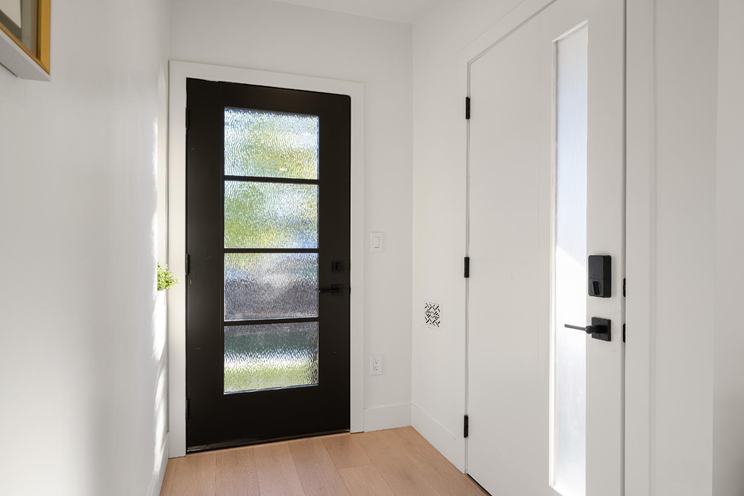 5401 J Street Sacramento, CA 95819 - Photo 9 of 71