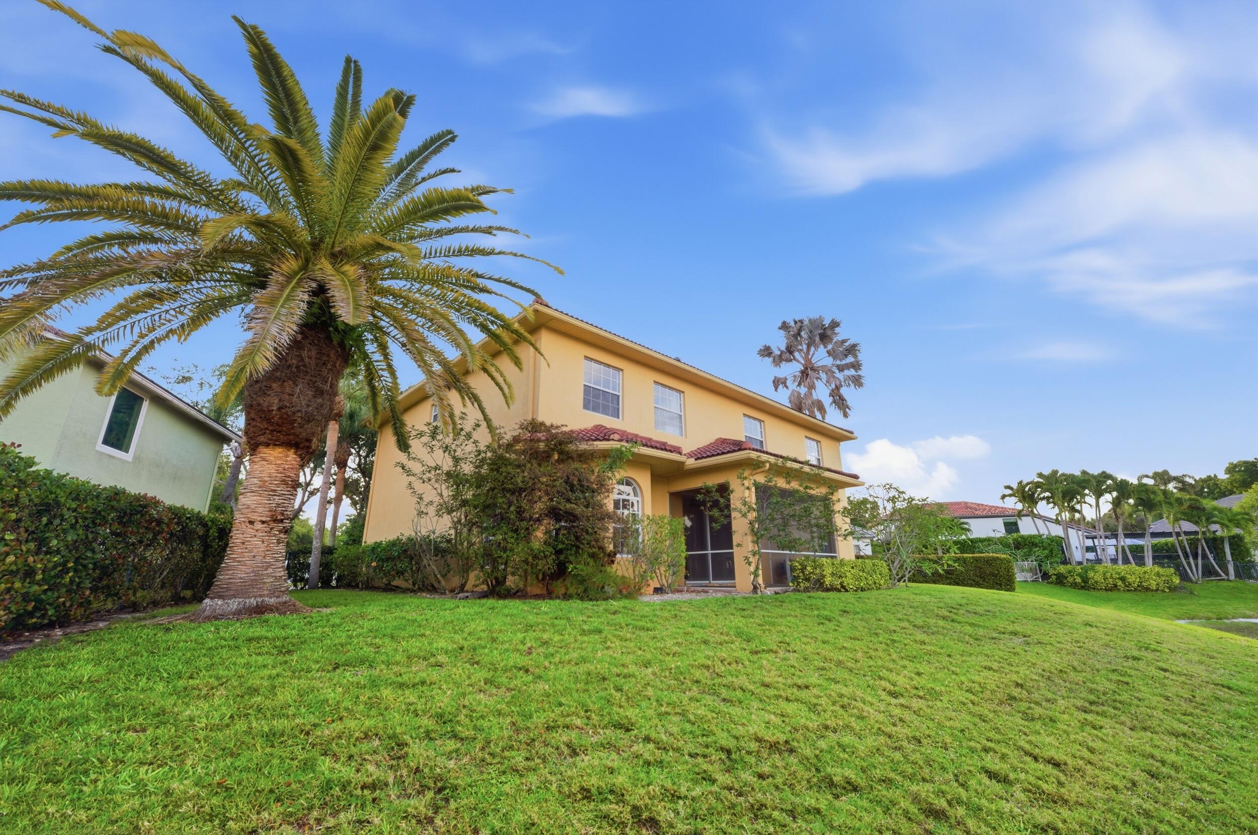 207 Banyanwood Point Jupiter, FL 33458 - Photo 33 of 47 Backyard