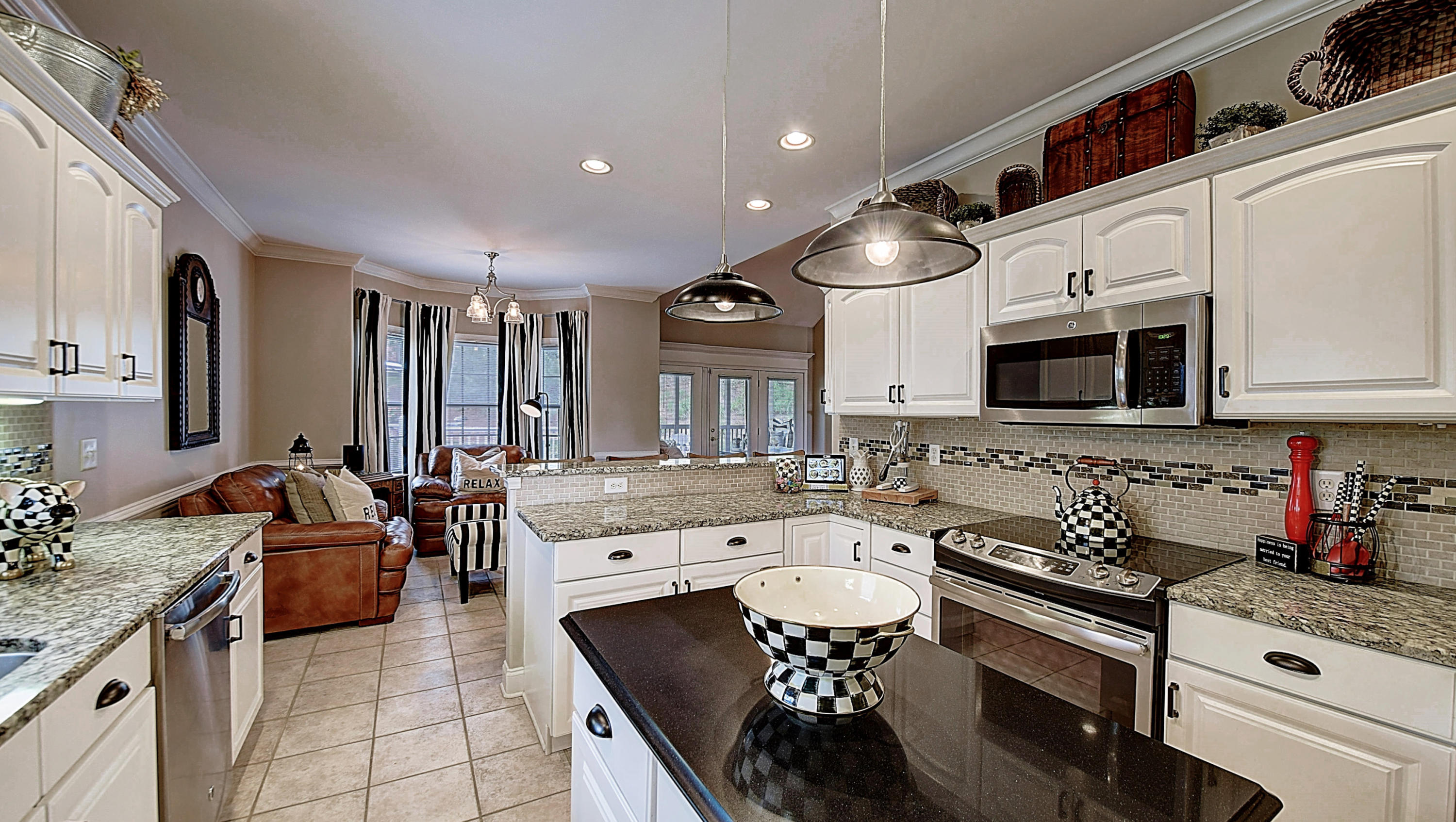 8 Hunters Ridge Road Johnson City, TN 37604 - Photo 18 of 48 DSC_0502_3_4_5_stitch