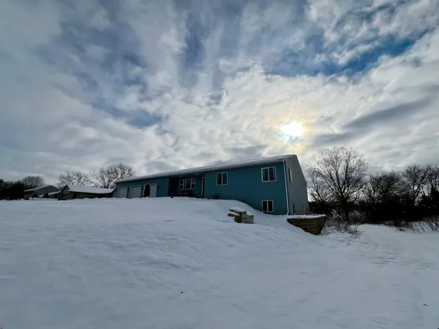 $550,000 | 5628 East Eagle Drive, Milton, WI 53563