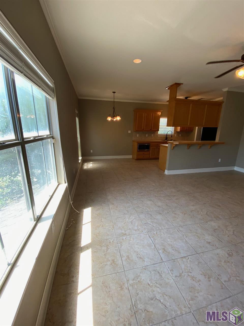 818 Meadow Bend Drive, Unit E Baton Rouge, LA 70820 - Photo 11 of 18