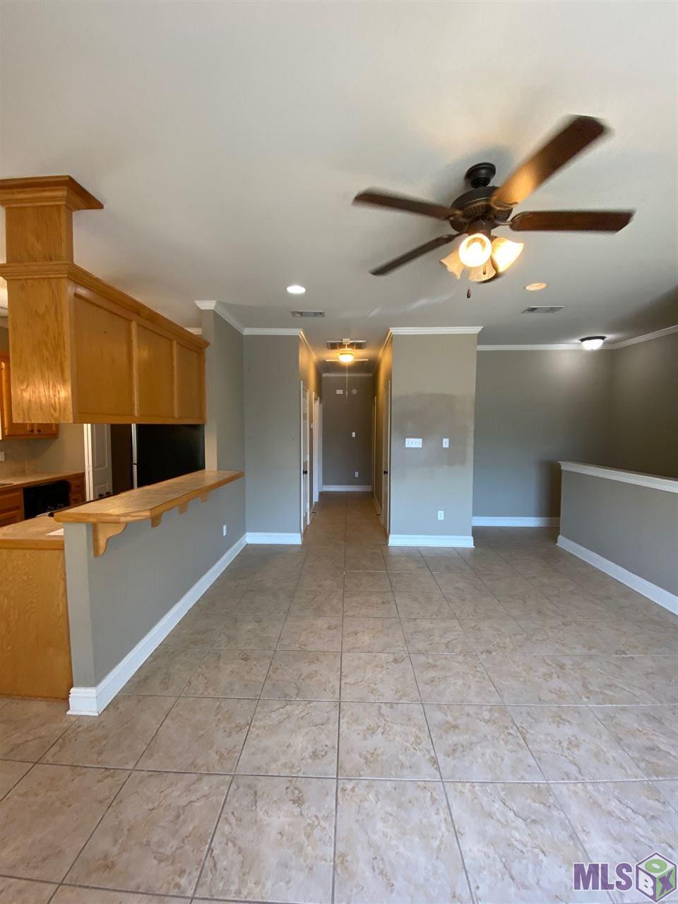 818 Meadow Bend Drive, Unit E Baton Rouge, LA 70820 - Photo 5 of 18