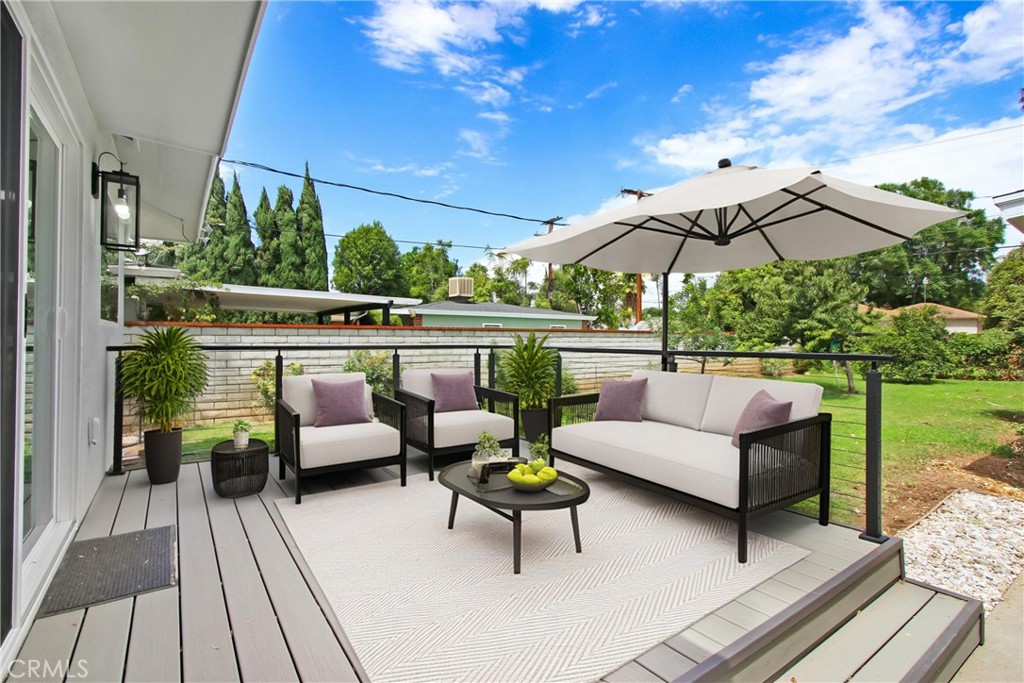 4061 Maplewood Place Riverside, CA 92506 - Photo 23 of 34 Deck-Virtual Image