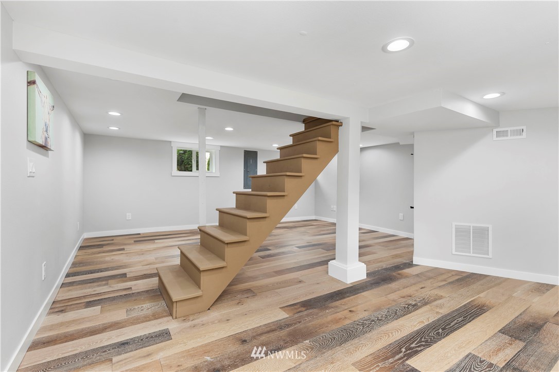 817 North 3rd Street Renton, WA 98057 - Photo 22 of 30