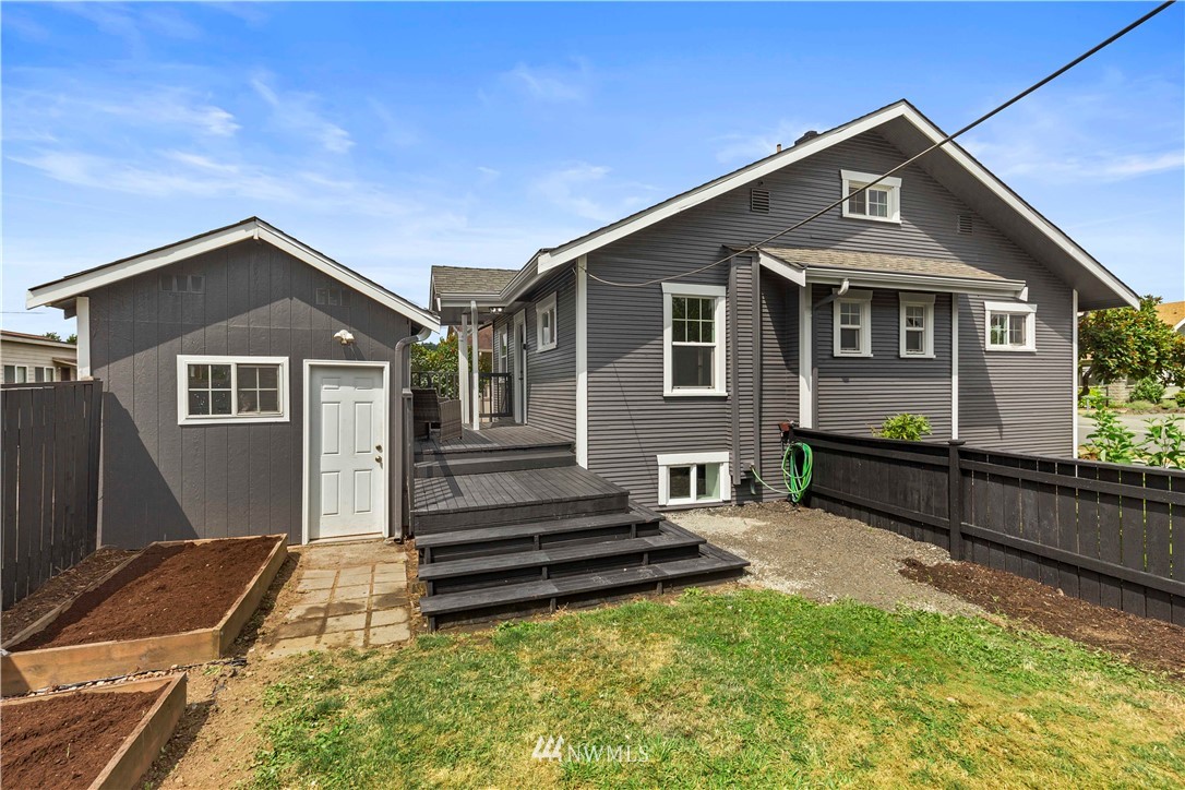 817 North 3rd Street Renton, WA 98057 - Photo 24 of 30