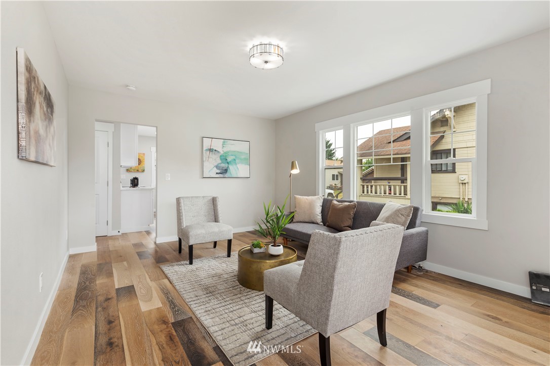 817 North 3rd Street Renton, WA 98057 - Photo 5 of 30