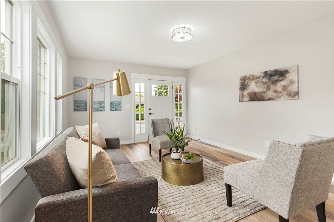 817 North 3rd Street Renton, WA 98057 - Photo 8 of 30