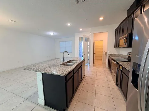$2,550 | 14971 Apollo Bond Drive, Winter Garden, FL 34787