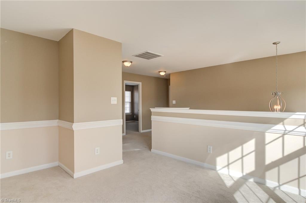 882 Hedgepath Terrace High Point, NC 27265 - Photo 18 of 30 Gallery Image 18