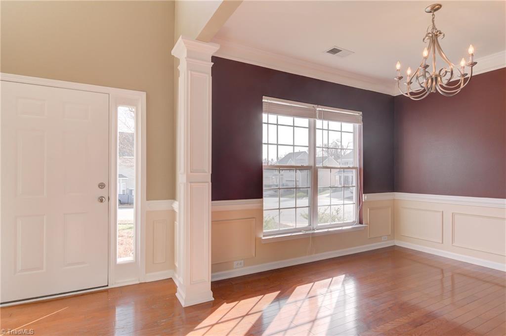 882 Hedgepath Terrace High Point, NC 27265 - Photo 3 of 30 Gallery Image 3