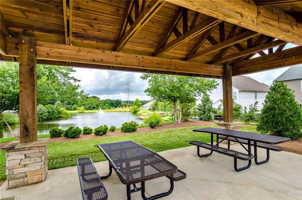 882 Hedgepath Terrace High Point, NC 27265 - Photo 27 of 30 Gallery Image 27