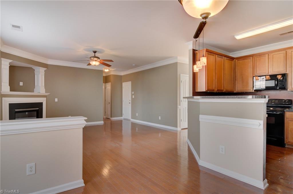 882 Hedgepath Terrace High Point, NC 27265 - Photo 9 of 30 Gallery Image 9
