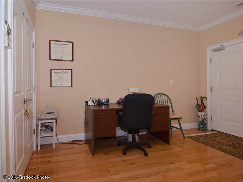3954 Post Road, Unit 9 Warwick, RI 02886 - Photo 20 of 25 Entry.