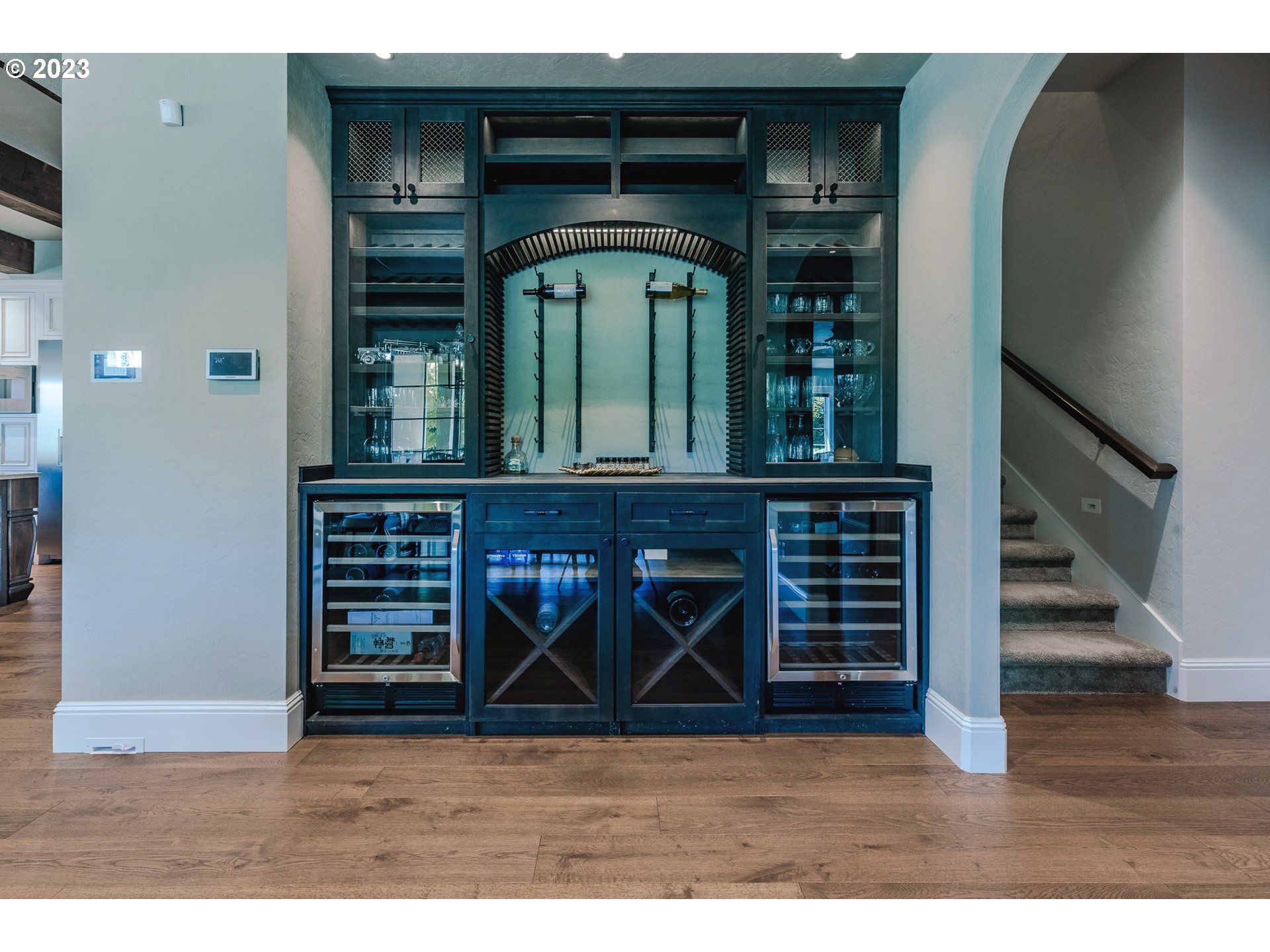 4075 Gilham Road Eugene, OR 97408 - Photo 18 of 48 a view of a entryway