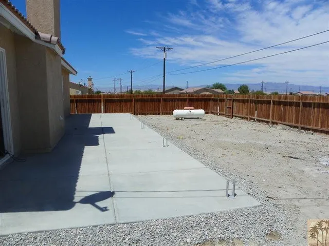 $305,000 | 2776 Stardust Avenue, Thermal, CA 92274