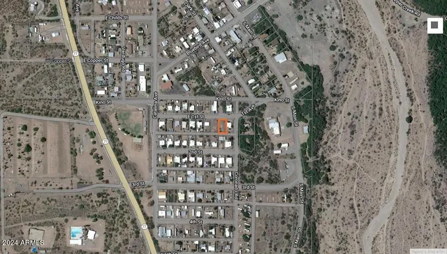 a picture of a building