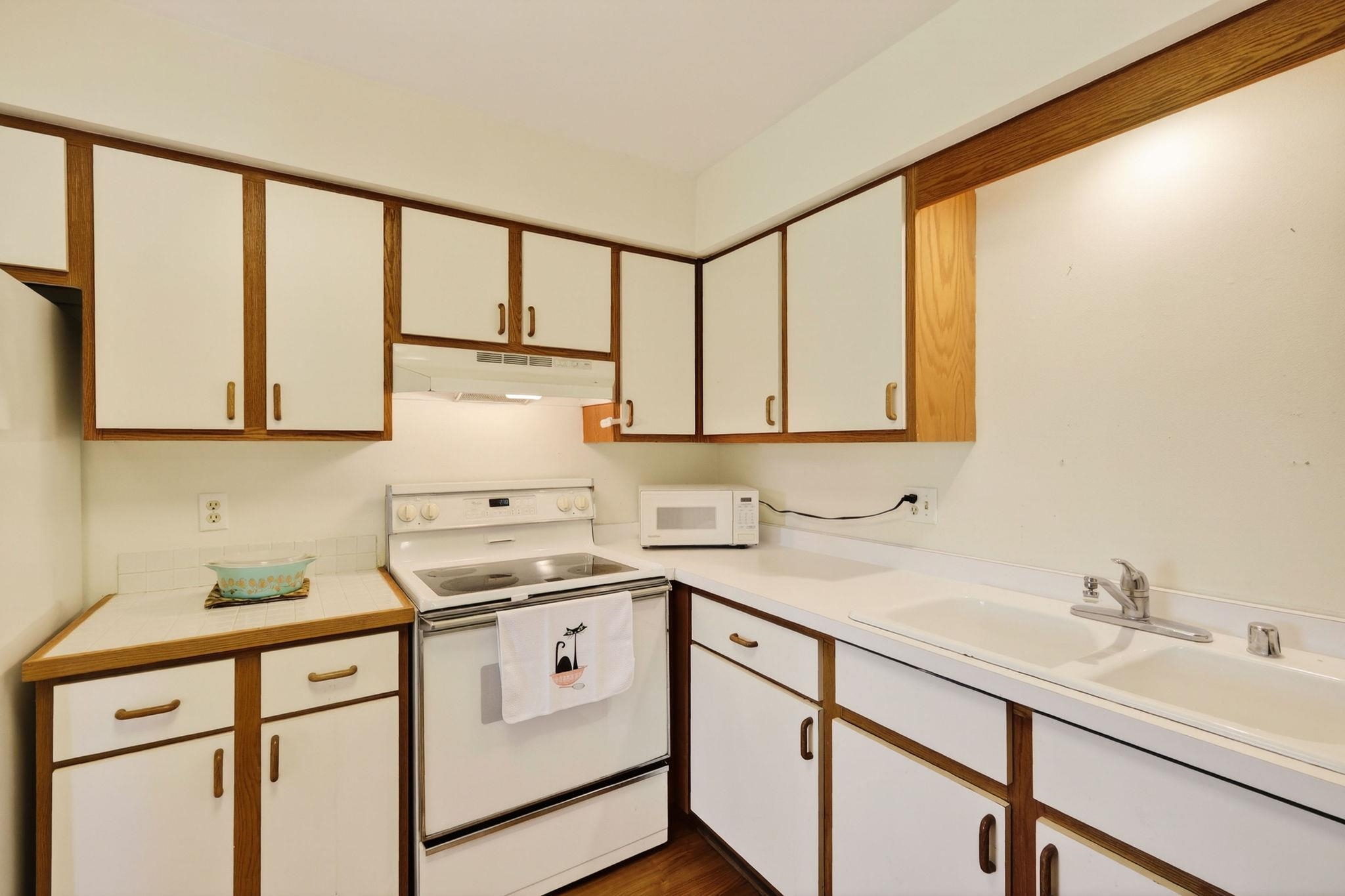 604 North Westfield Road, Unit A Madison, WI 53717 - Photo 3 of 37