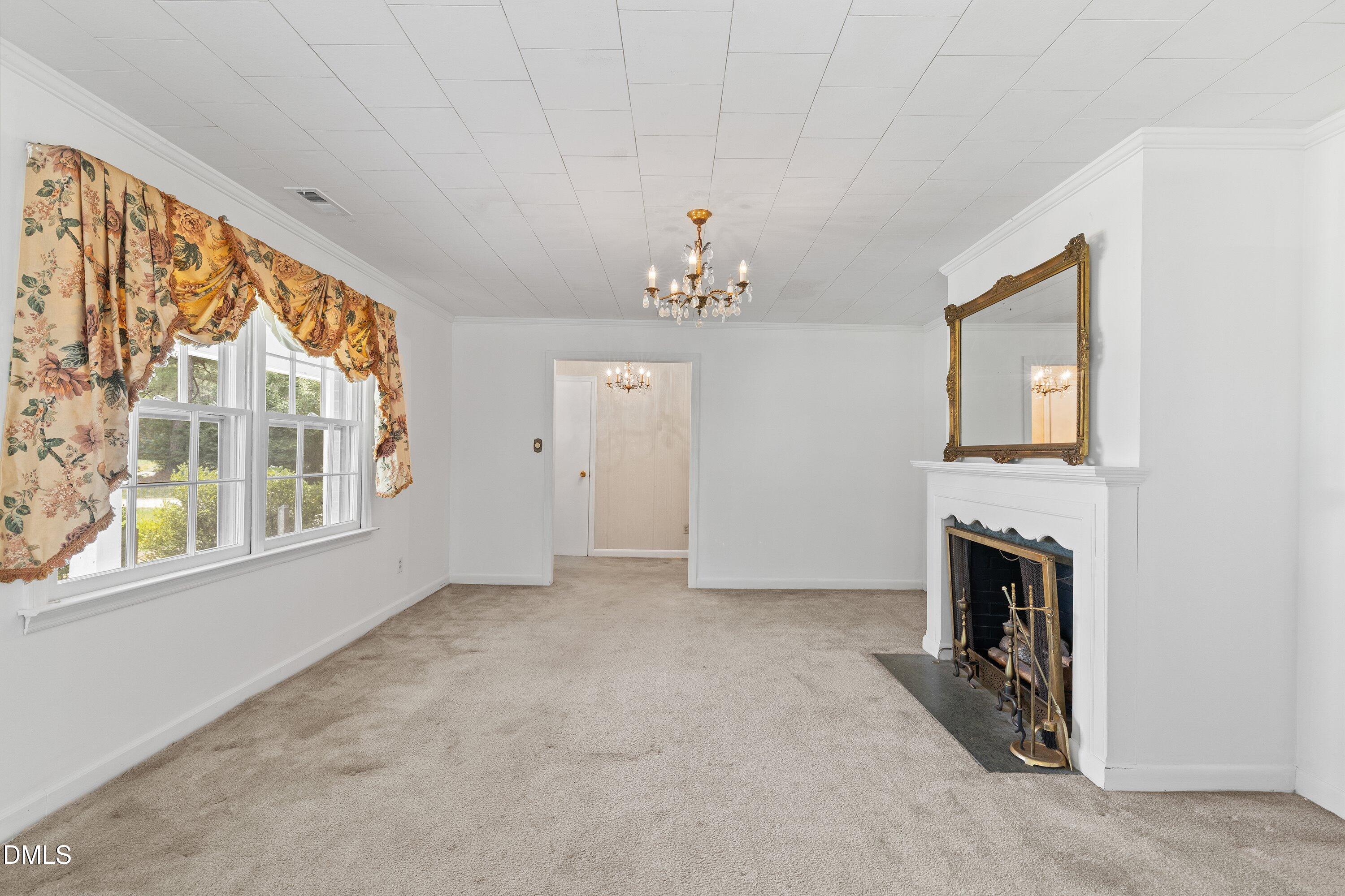 647 Mallard Road Smithfield, NC 27577 - Photo 21 of 33 Living