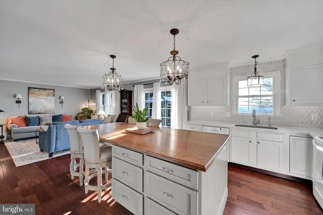 $550,000 | 57 Brookfield Drive, Elizabethtown, PA 17022