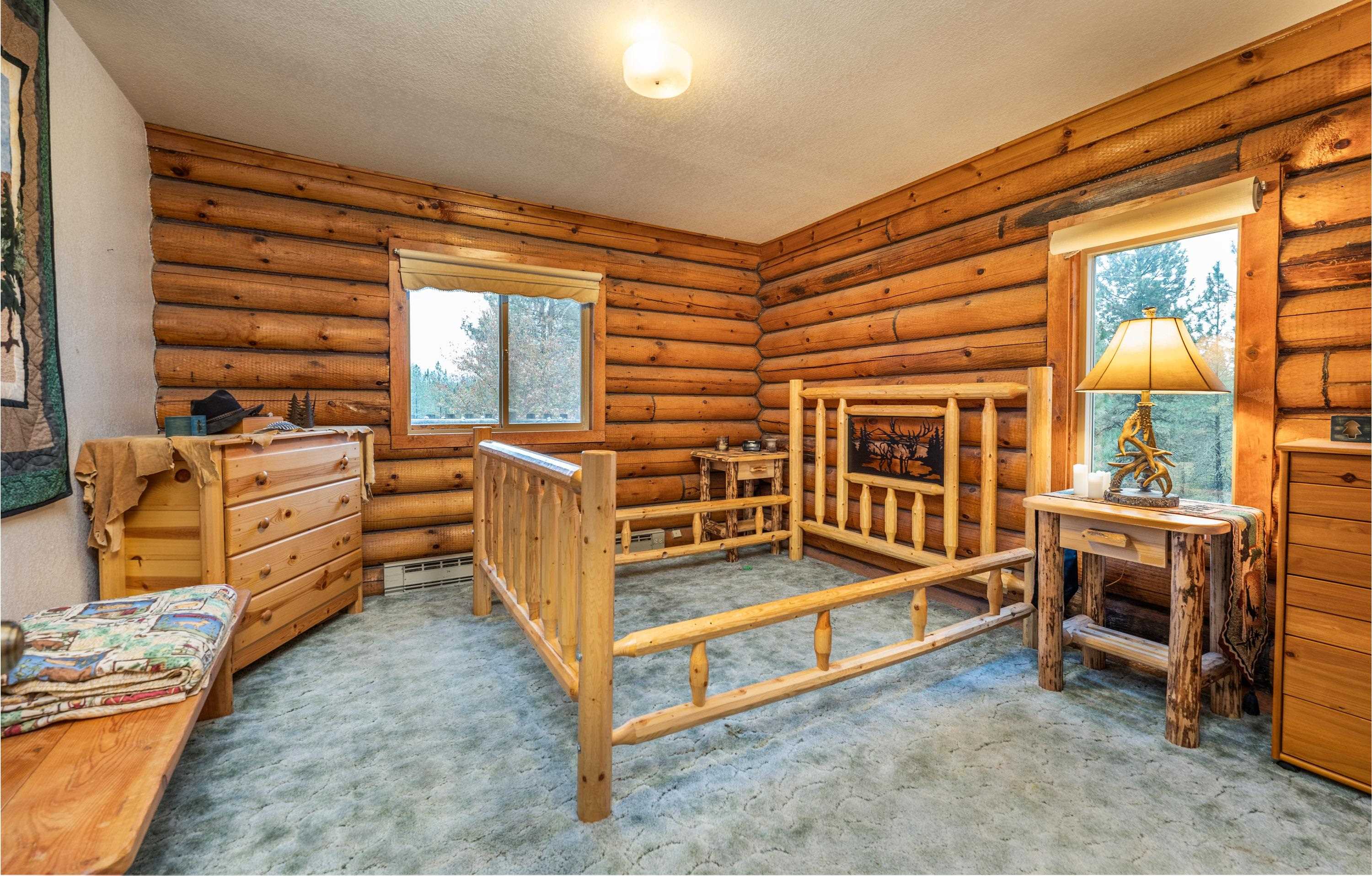 36819 North Valley Road Elk, WA 99009 - Photo 16 of 39