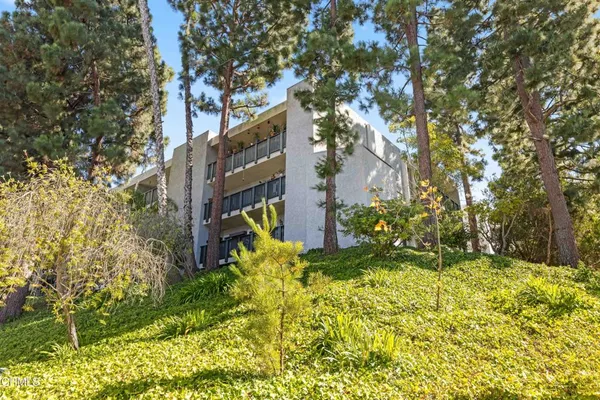 $499,999 | 3605 West Hidden Lane, Unit 303, Rolling Hills Estates, CA 90274