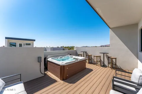 $798,000 | 4220 North 32nd Street, Unit 35, Phoenix, AZ 85016