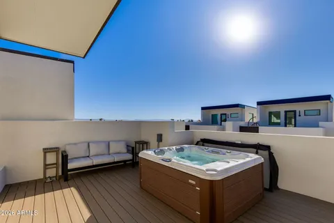 $798,500 | 4220 North 32nd Street, Unit 35, Phoenix, AZ 85016