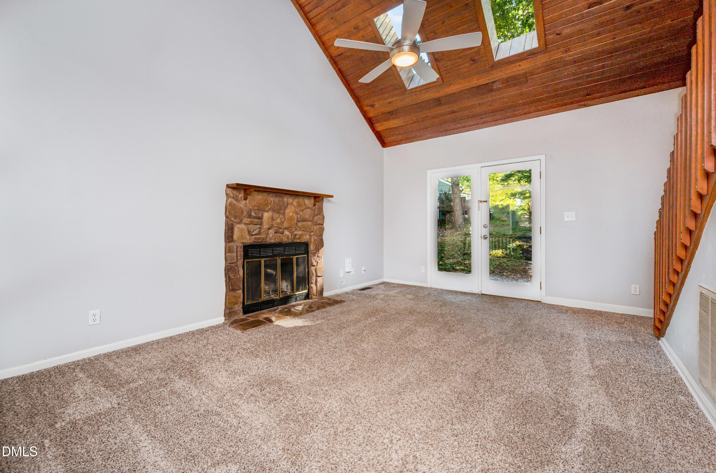522 Oak Run Drive Raleigh, NC 27606 - Photo 9 of 28 006_dsc_3590-edit_801