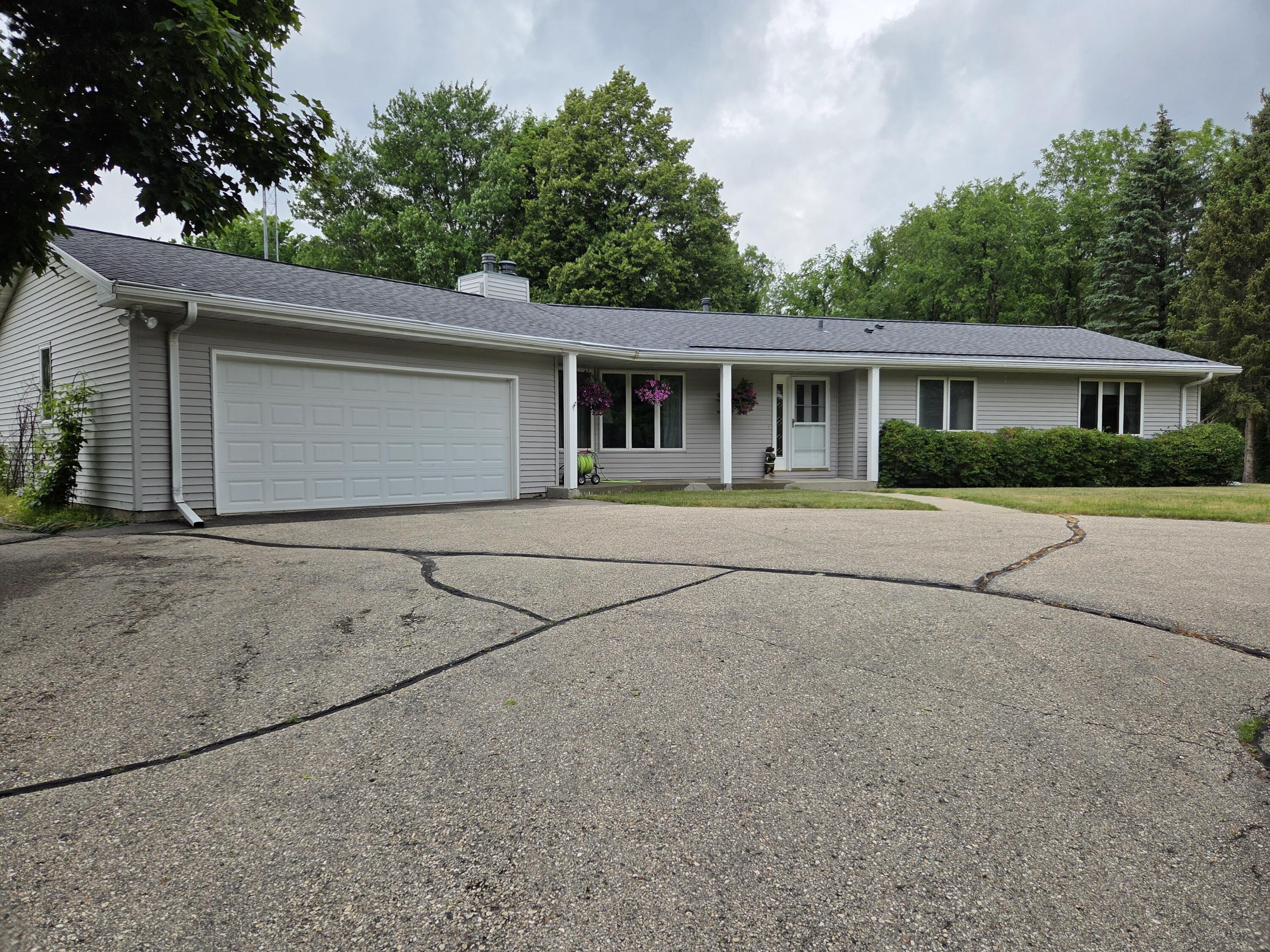 3345 County Rd F South Delavan, WI 53115 - Photo 2 of 41 20260605_132100