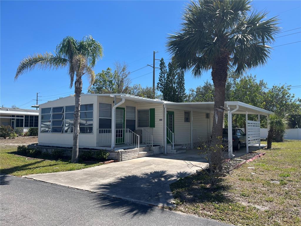 733 Roma Road Venice, FL 34285 - Photo 2 of 12