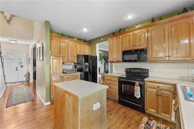 $470,000 | 20729 South Barker Road, Spring Hill, KS 66083