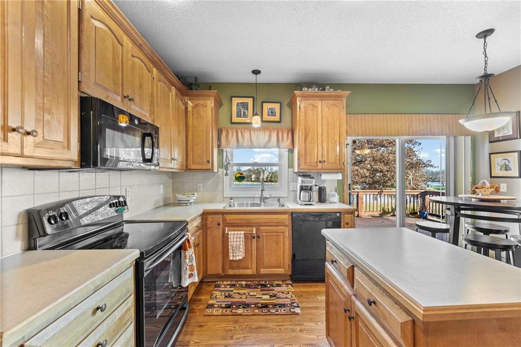 20729 South Barker Road Spring Hill, KS 66083 - Photo 4 of 62