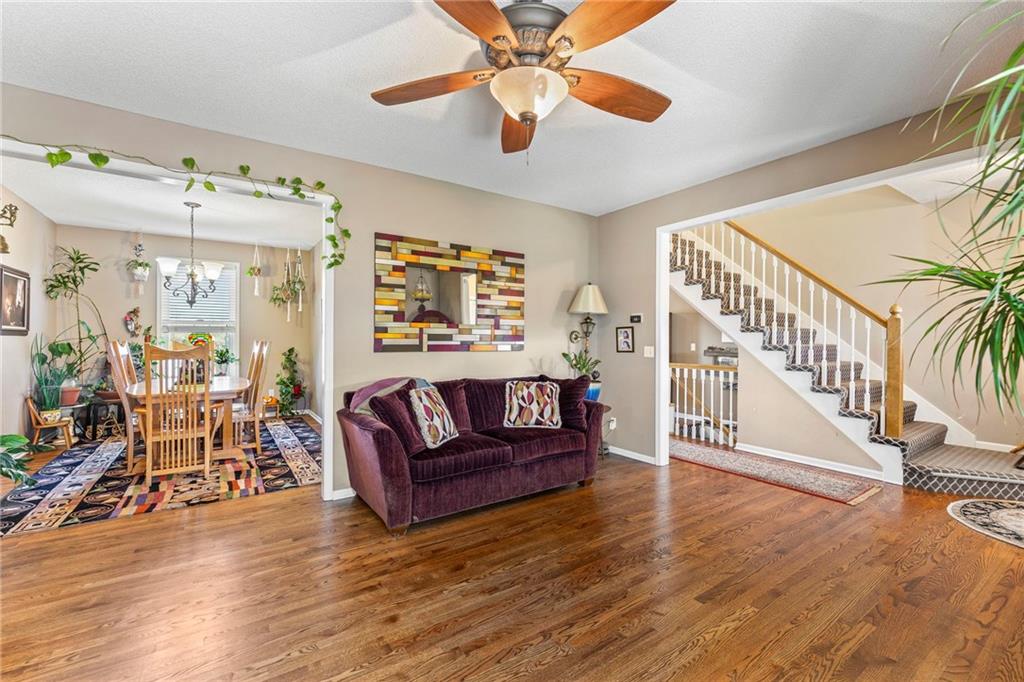 20729 South Barker Road Spring Hill, KS 66083 - Photo 7 of 62