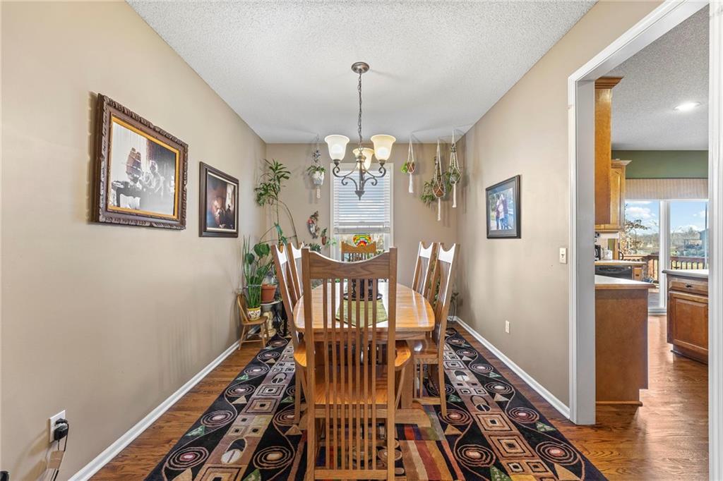 20729 South Barker Road Spring Hill, KS 66083 - Photo 9 of 62