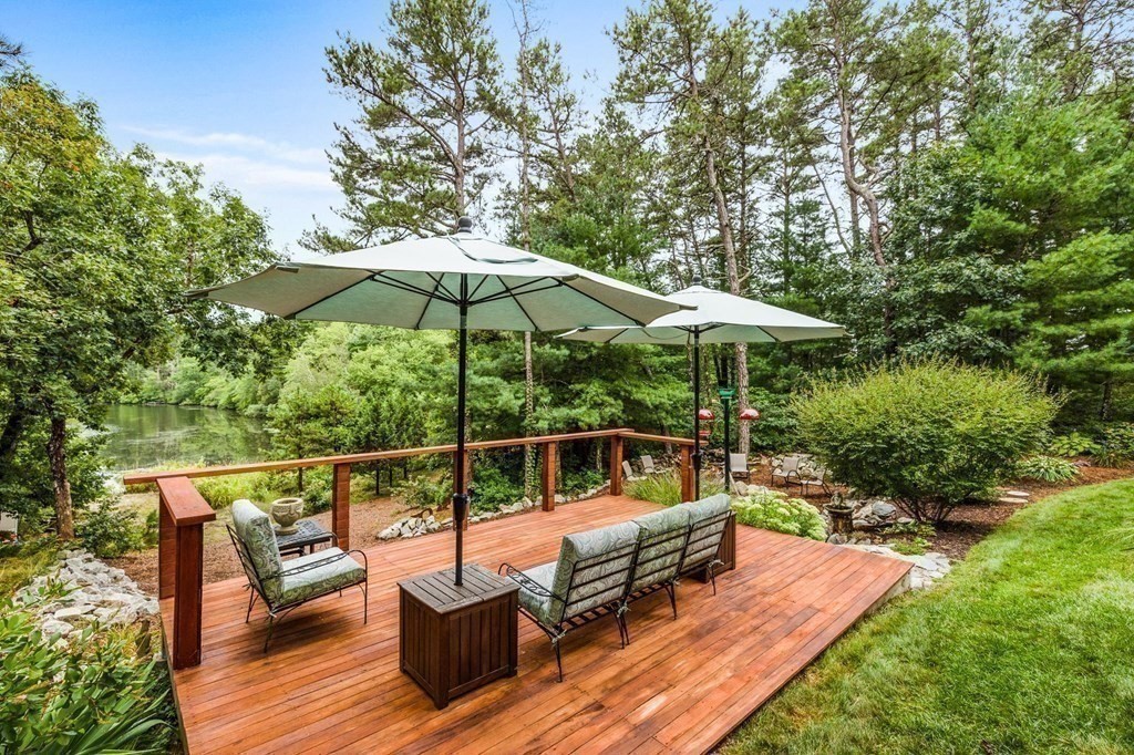 21 Pond Edge Trail Wareham, MA 02571 - Photo 23 of 39