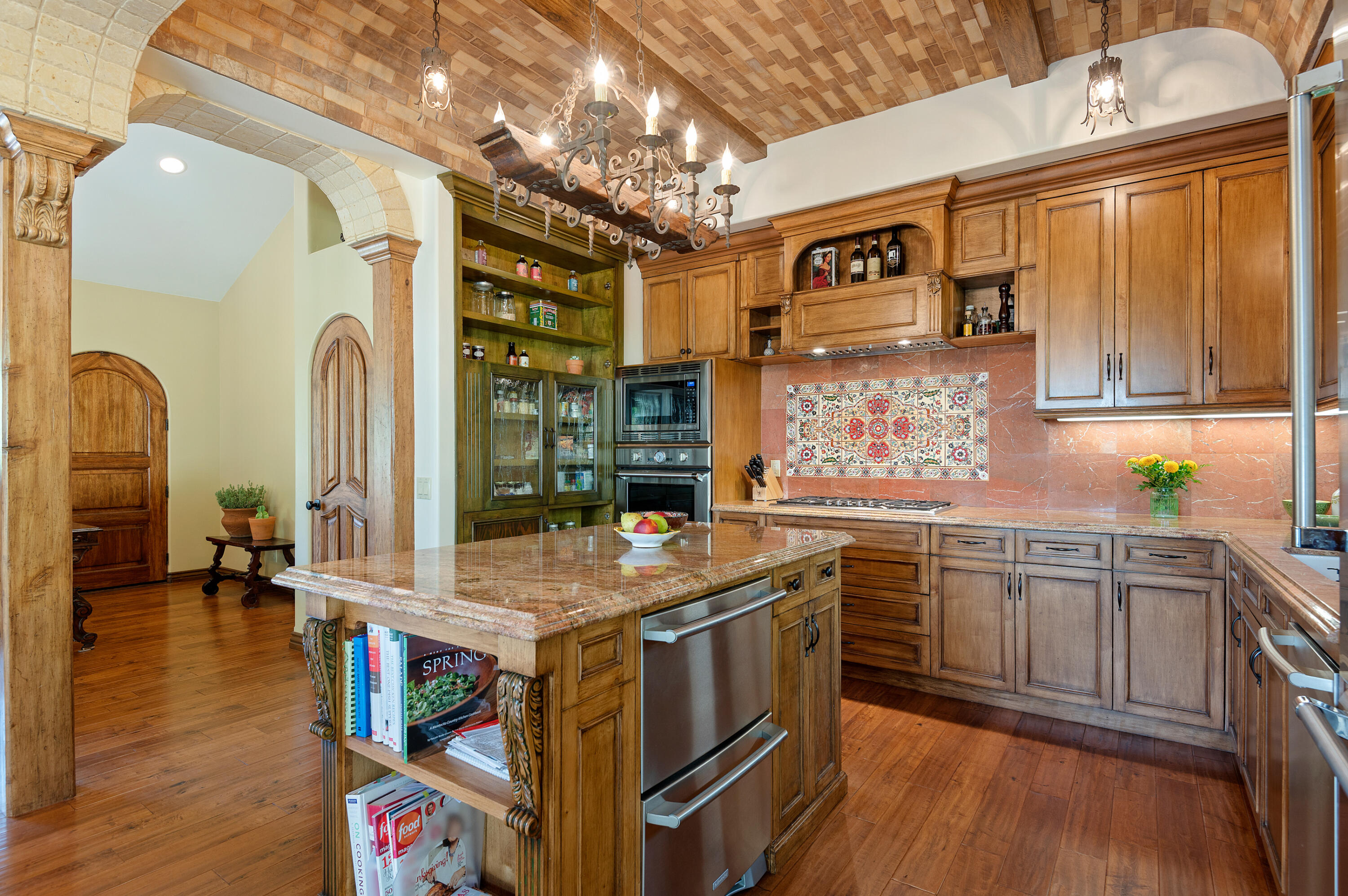 515 Conejo Road Santa Barbara, CA 93103 - Photo 12 of 33 12 - Kitchen