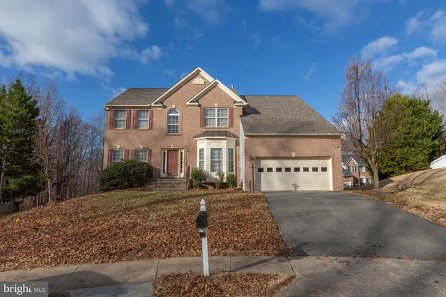 $589,000 | 2 Basalt Drive, Fredericksburg, VA 22406